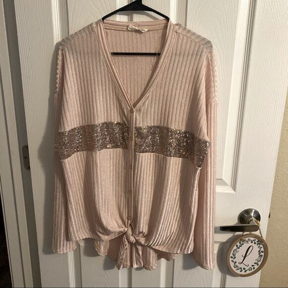 Peach Love California Sequin Knot Front Top Size Medium - Picture 1 of 6